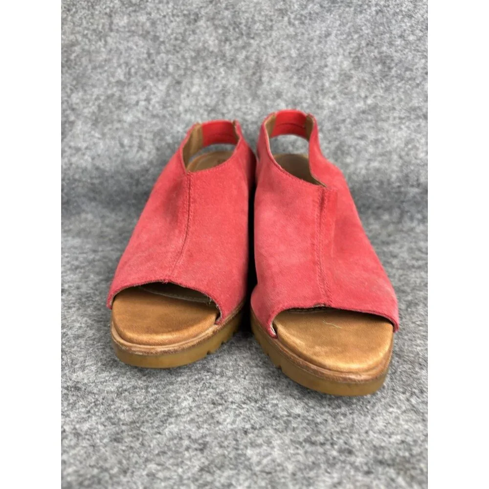 Sorel Joanie II Slingback Wedge Sandals Womens Size 9.5 Red Suede Shoes Open Toe